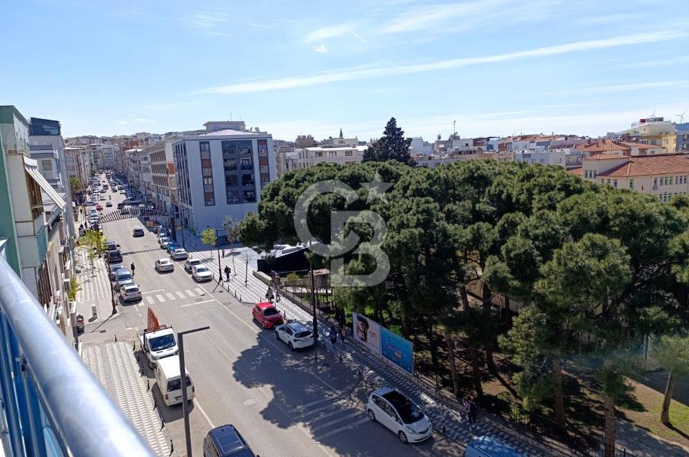 ALİAĞA'NIN MERKEZİNDE SATILIK GENİŞ 3+1 DAİRE