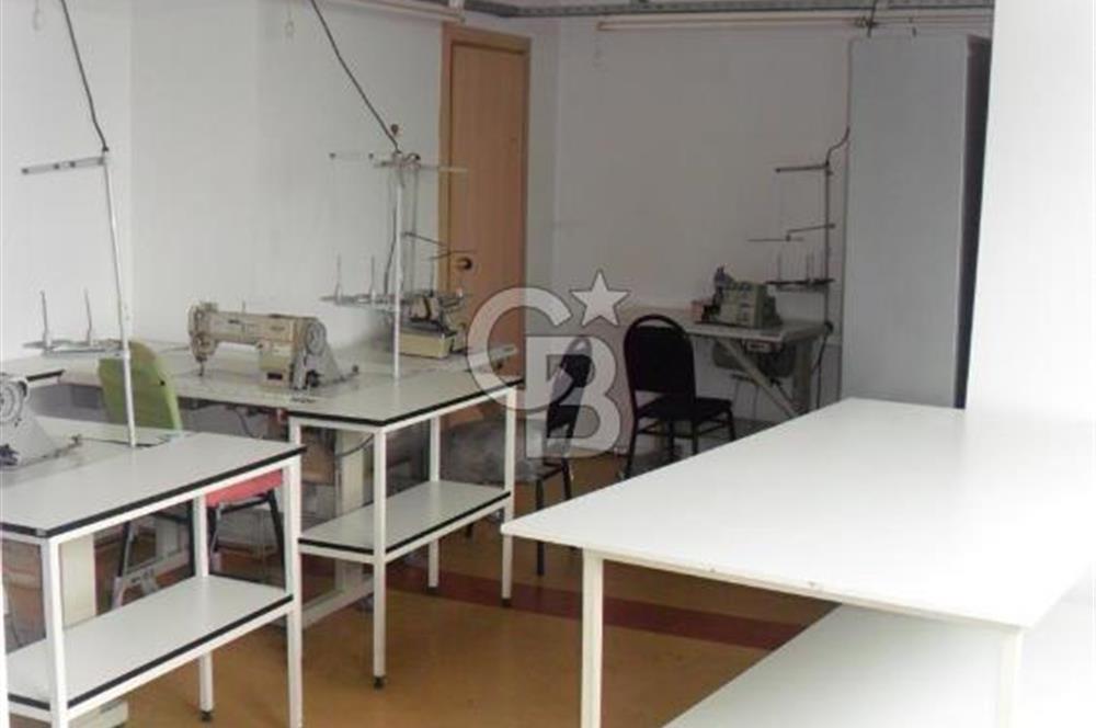 Kağıthane Merkez Kemerburgaz Caddesinde Satılık İşhanı Katı/Ofis