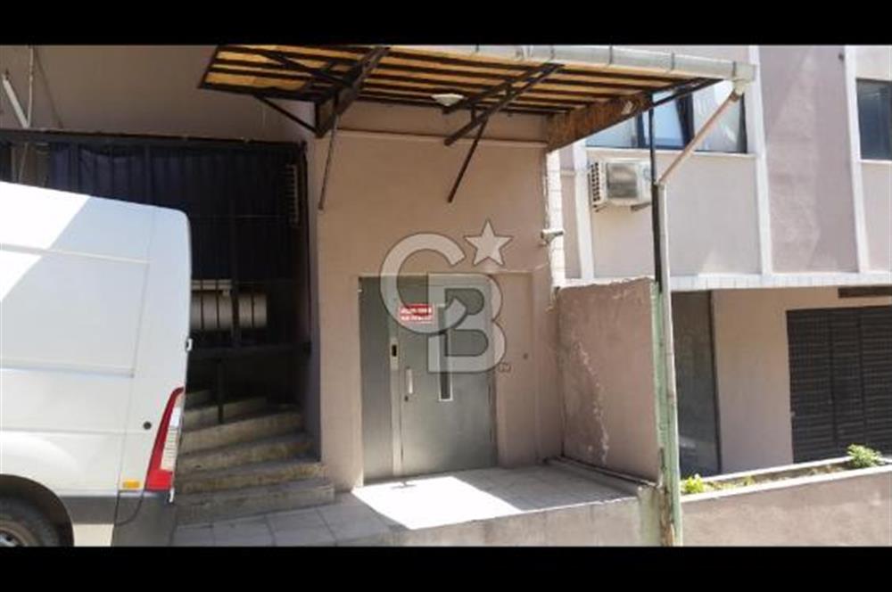 Kağıthane Merkez Kemerburgaz Caddesinde Satılık İşhanı Katı/Ofis