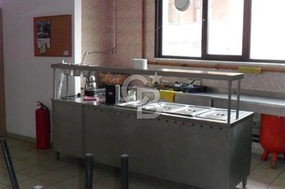 Kağıthane Merkez Kemerburgaz Caddesinde Satılık İşhanı Katı/Ofis