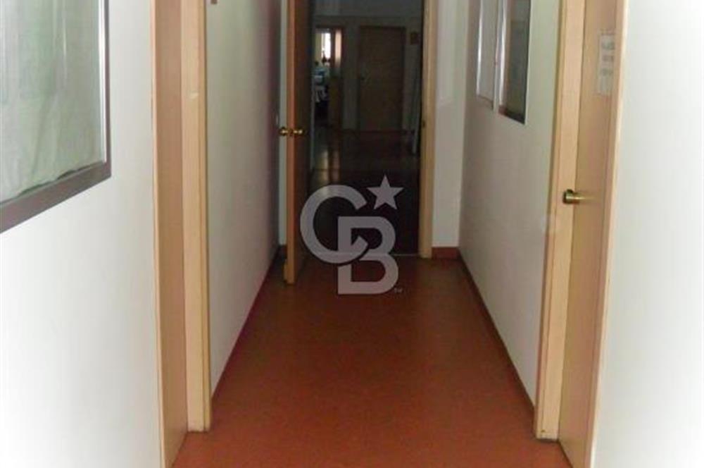Kağıthane Merkez Kemerburgaz Caddesinde Satılık İşhanı Katı/Ofis