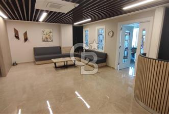 BOSTANCI ÇELİKBİLEK PLAZA'DA ÖN CEPHE SATILIK 150M2 OFİS