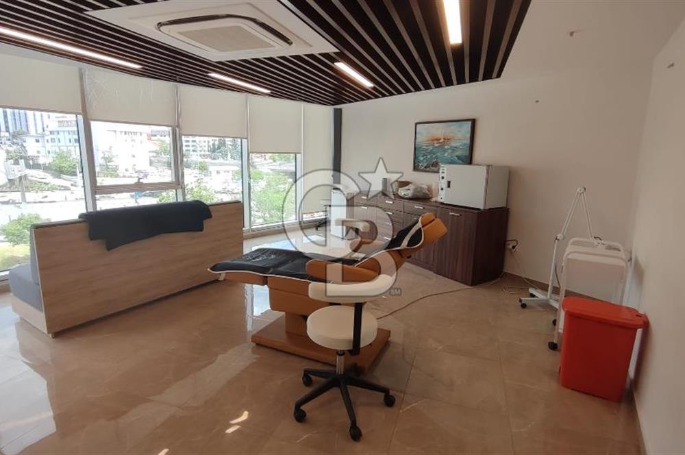 ÇELİKBİLEK PLAZA'DA ÖN CEPHE SATILIK 150M2 OFİS
