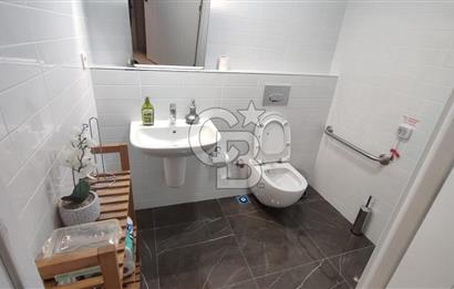 BOSTANCI ÇELİKBİLEK PLAZA'DA ÖN CEPHE SATILIK 150M2 OFİS