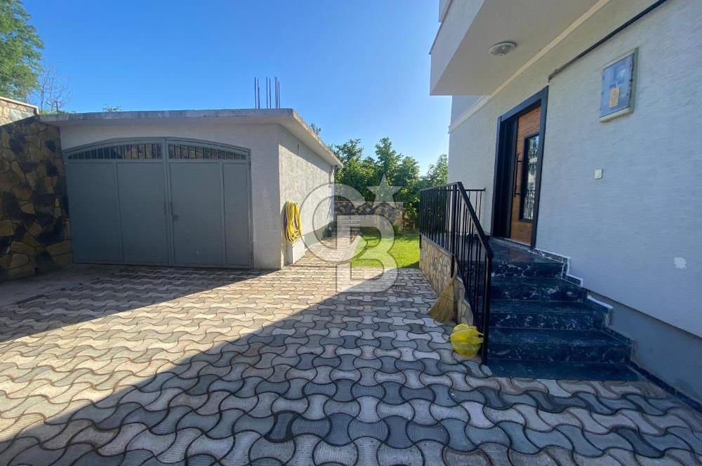 ŞEHİRDEN KAÇIŞIN EN ŞIK HALİ: TRİPLEX VİLLA + GENİŞ BAHÇE