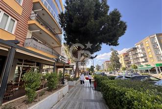 Gaziemir Kemal Reis Caddesi Üzerinde Ferah 3+1 Kaçmaz Fırsa