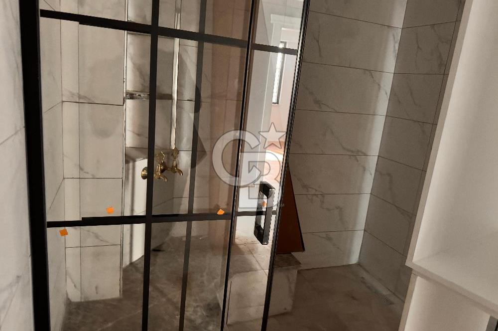 ÇİFTLİKKÖY SULTANİYE'DE 4+1 NET 188 M.KARE GİYİNME ODALI SIFIR SATILIK DAİRE.