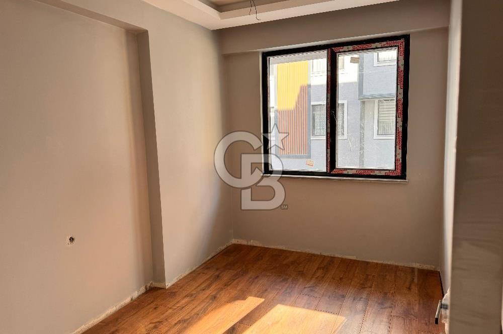 ÇİFTLİKKÖY SULTANİYE'DE 4+1 NET 188 M.KARE GİYİNME ODALI SIFIR SATILIK DAİRE.