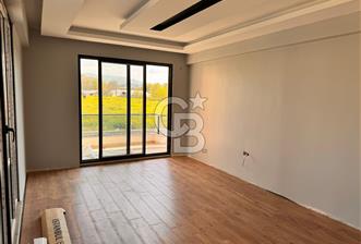 ÇİFTLİKKÖY SULTANİYE'DE 4+1 NET 188 M.KARE GİYİNME ODALI SIFIR SATILIK DAİRE.