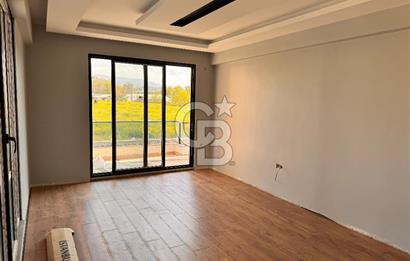 ÇİFTLİKKÖY SULTANİYE'DE 4+1 NET 188 M.KARE GİYİNME ODALI SIFIR SATILIK DAİRE.