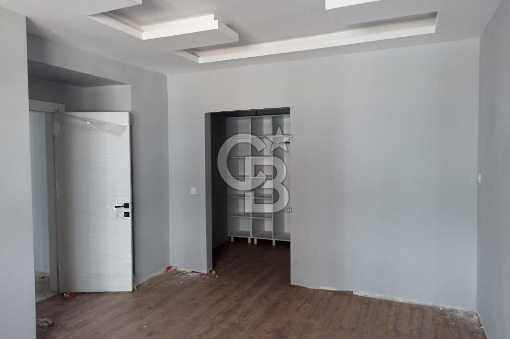 ÇİFTLİKKÖY SULTANİYE'DE 4+1 NET 188 M.KARE GİYİNME ODALI SIFIR SATILIK DAİRE.
