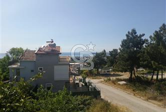 Kuşadası Karaova Efes evlerinde kiralık 4+1 eşyalı yazlık
