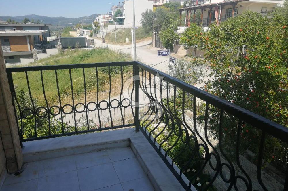 Kuşadası Karaova Efes evlerinde kiralık 4+1 eşyalı yazlık