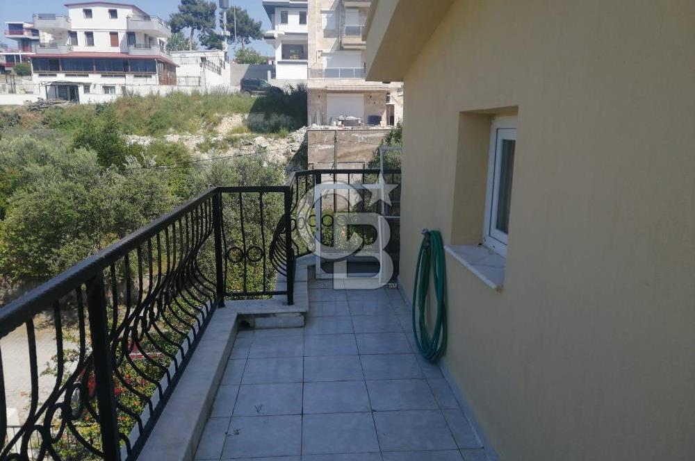 Kuşadası Karaova Efes evlerinde kiralık 4+1 eşyalı yazlık