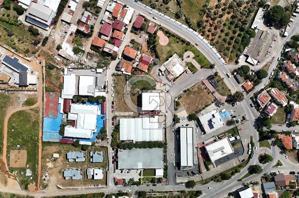 İZMİR GÜZELBAHÇE'DE LOJİSTİK VE ÜRETİME UYGUN KİRALIK DEPO ALANI 
