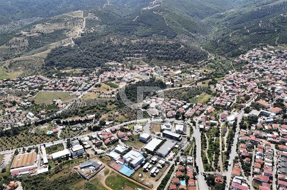 İZMİR GÜZELBAHÇE'DE LOJİSTİK VE ÜRETİME UYGUN KİRALIK DEPO ALANI 