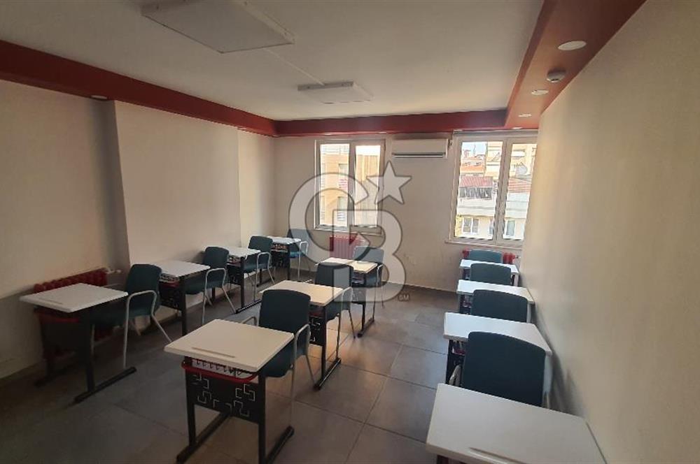 Ana Cadde Üzerinde Kurumsal Kiracılı Ticari İskanlı Ofis