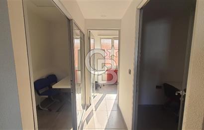 Ana Cadde Üzerinde Kurumsal Kiracılı Ticari İskanlı Ofis