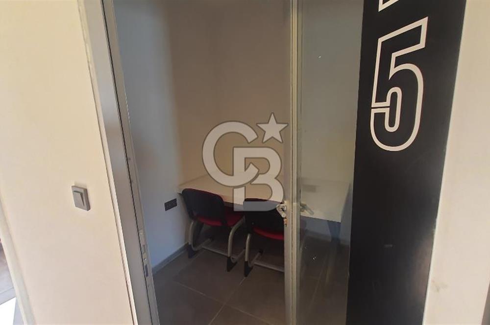 Ana Cadde Üzerinde Kurumsal Kiracılı Ticari İskanlı Ofis
