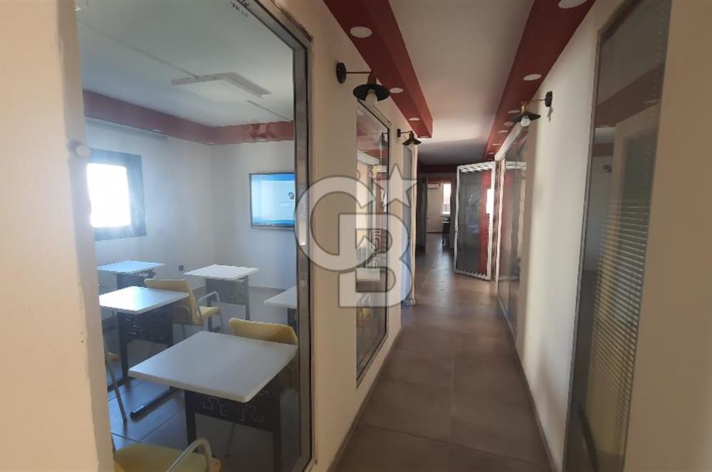 Ana Cadde Üzerinde Kurumsal Kiracılı Ticari İskanlı Ofis