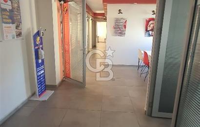 Ana Cadde Üzerinde Kurumsal Kiracılı Ticari İskanlı Ofis