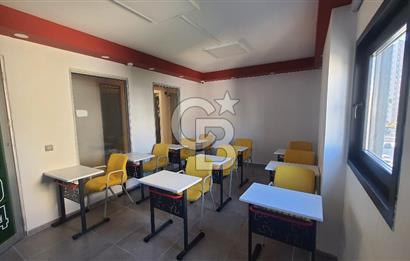Ana Cadde Üzerinde Kurumsal Kiracılı Ticari İskanlı Ofis