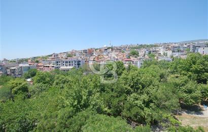 BORNOVA SEDEFTEPE VADİ EVLERİNDE SATILIK DAİRE