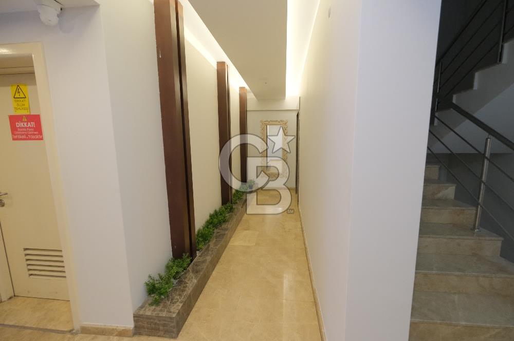 BORNOVA SEDEFTEPE VADİ EVLERİNDE SATILIK DAİRE