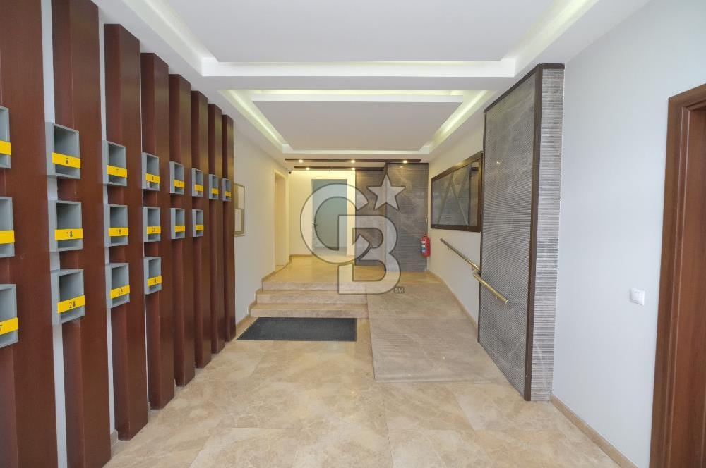 BORNOVA SEDEFTEPE VADİ EVLERİNDE SATILIK DAİRE