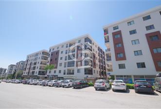 BORNOVA SEDEFTEPE VADİ EVLERİNDE SATILIK DAİRE