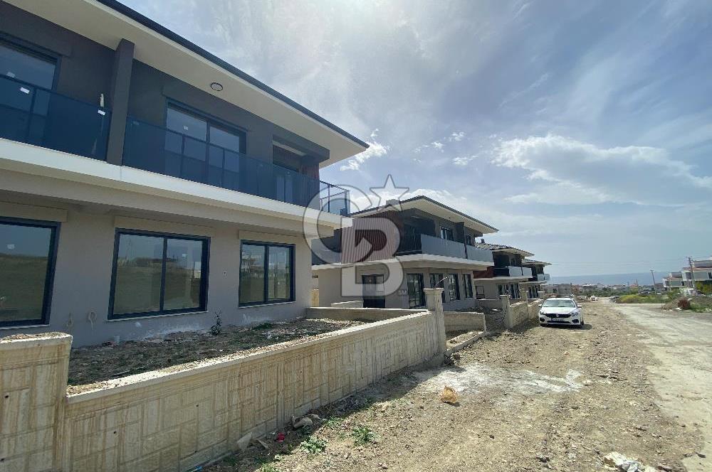 Seferihisar Akarcada Deniz manzaralı 3+1 Villa