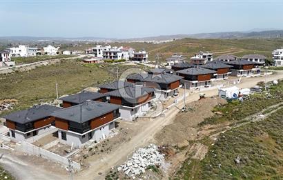 Seferihisar Akarcada Deniz manzaralı 3+1 Villa