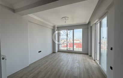 Minimalist Yaşamın En Şık Hali! Körfezde Deniz Manzaralı 1+1 Kiralık daire