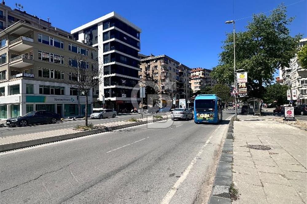 Ana Cadde Üzerinde Kurumsal Kiracılı Ticari İskanlı Ofis