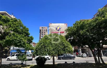 Ana Cadde Üzerinde Kurumsal Kiracılı Ticari İskanlı Ofis
