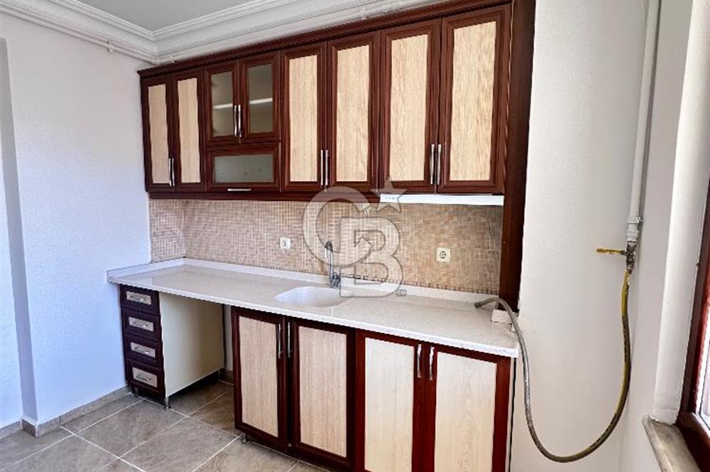 ATAŞEHİR Yenişehir Mahallesinde Metroya Yakın Kiralık 3+1 Daire