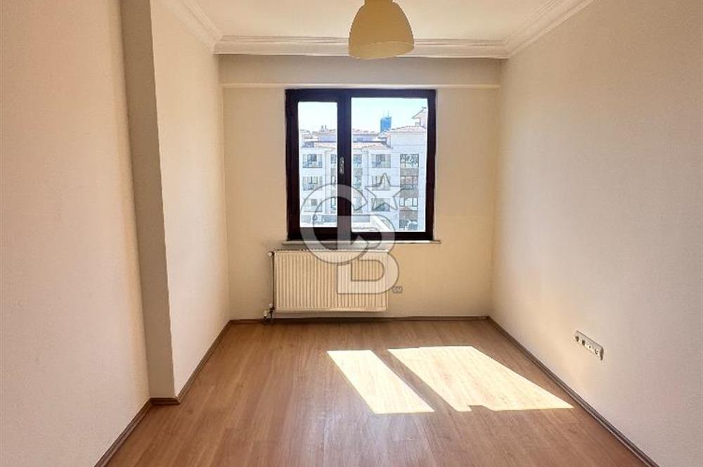 ATAŞEHİR Yenişehir Mahallesinde Metroya Yakın Kiralık 3+1 Daire