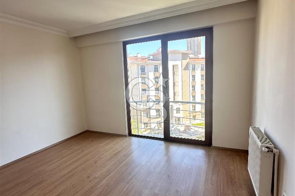 ATAŞEHİR Yenişehir Mahallesinde Metroya Yakın Kiralık 3+1 Daire