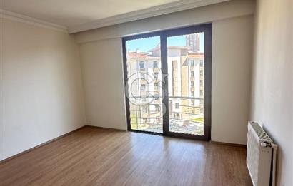 ATAŞEHİR Yenişehir Mahallesinde Metroya Yakın Kiralık 3+1 Daire