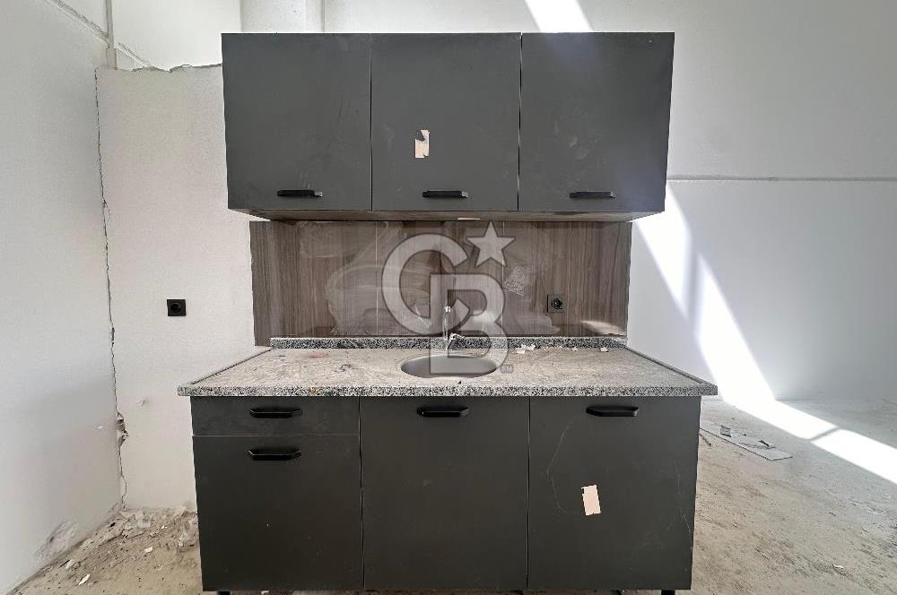 Ahi Baba Sanayi Sitesi'nde Kiralık 200m² Holler.