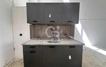 Ahi Baba Sanayi Sitesi'nde Kiralık 200m² Holler.