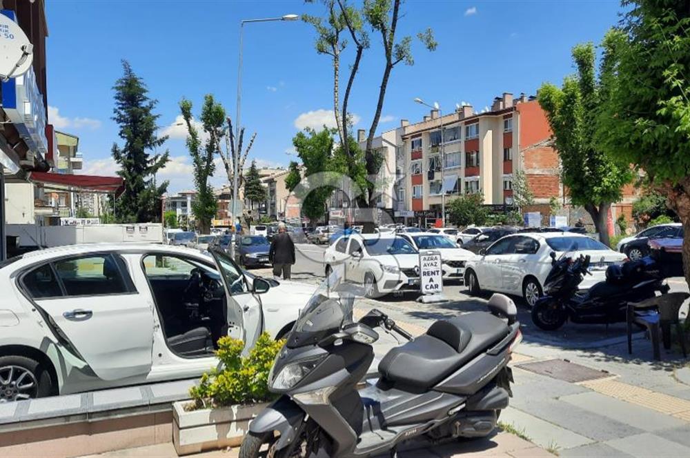 Çankaya  Emek Bişkek Caddesi Satılık Dükkan