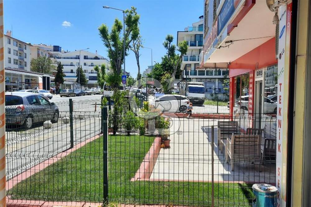 Çankaya  Emek Bişkek Caddesi Satılık Dükkan