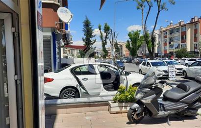 Çankaya  Emek Bişkek Caddesi Satılık Dükkan