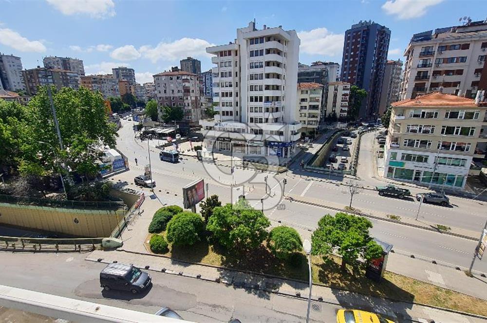 Ana Cadde Üzerinde Kurumsal Kiracılı Ticari İskanlı Ofis