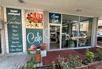 İSTANBUL SANCAKTEPEDE ANA CADDE ÜSTÜ 2 KATLI DEVREN KİRALIK CAFE