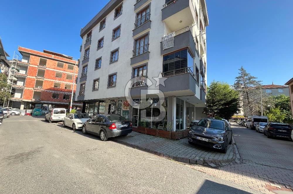 İSTANBUL SANCAKTEPEDE ANA CADDE ÜSTÜ 2 KATLI DEVREN KİRALIK CAFE