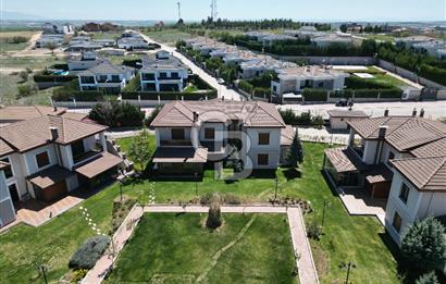 HAYALENİZDEKİ LÜKS VİLLA, YÜKSEK KREDİ İMKANIYLA CB OPİA'DA!
