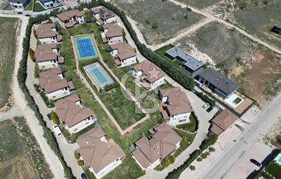 HAYALENİZDEKİ LÜKS VİLLA, YÜKSEK KREDİ İMKANIYLA CB OPİA'DA!