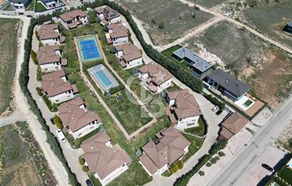 HAYALENİZDEKİ LÜKS VİLLA, YÜKSEK KREDİ İMKANIYLA CB OPİA'DA!